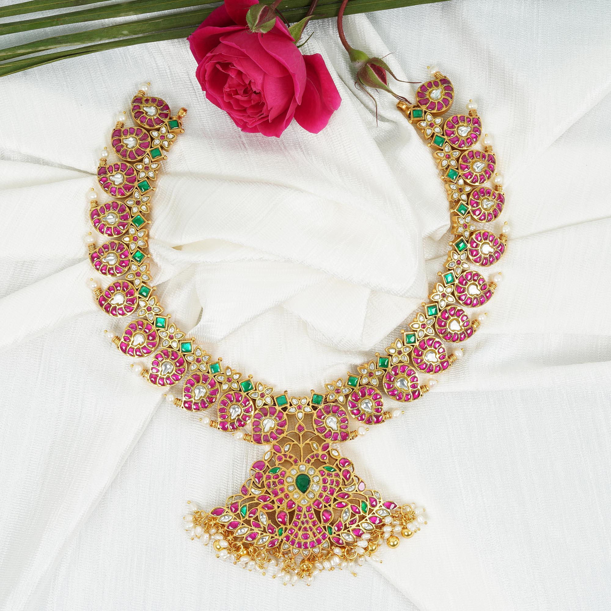 Big Pendant Green Necklace Set