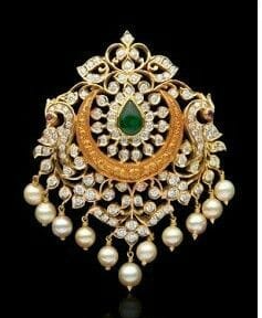 American Diamond And Emerald With Sea Pearls Hanging In The Bottom Antique Gold Pendant