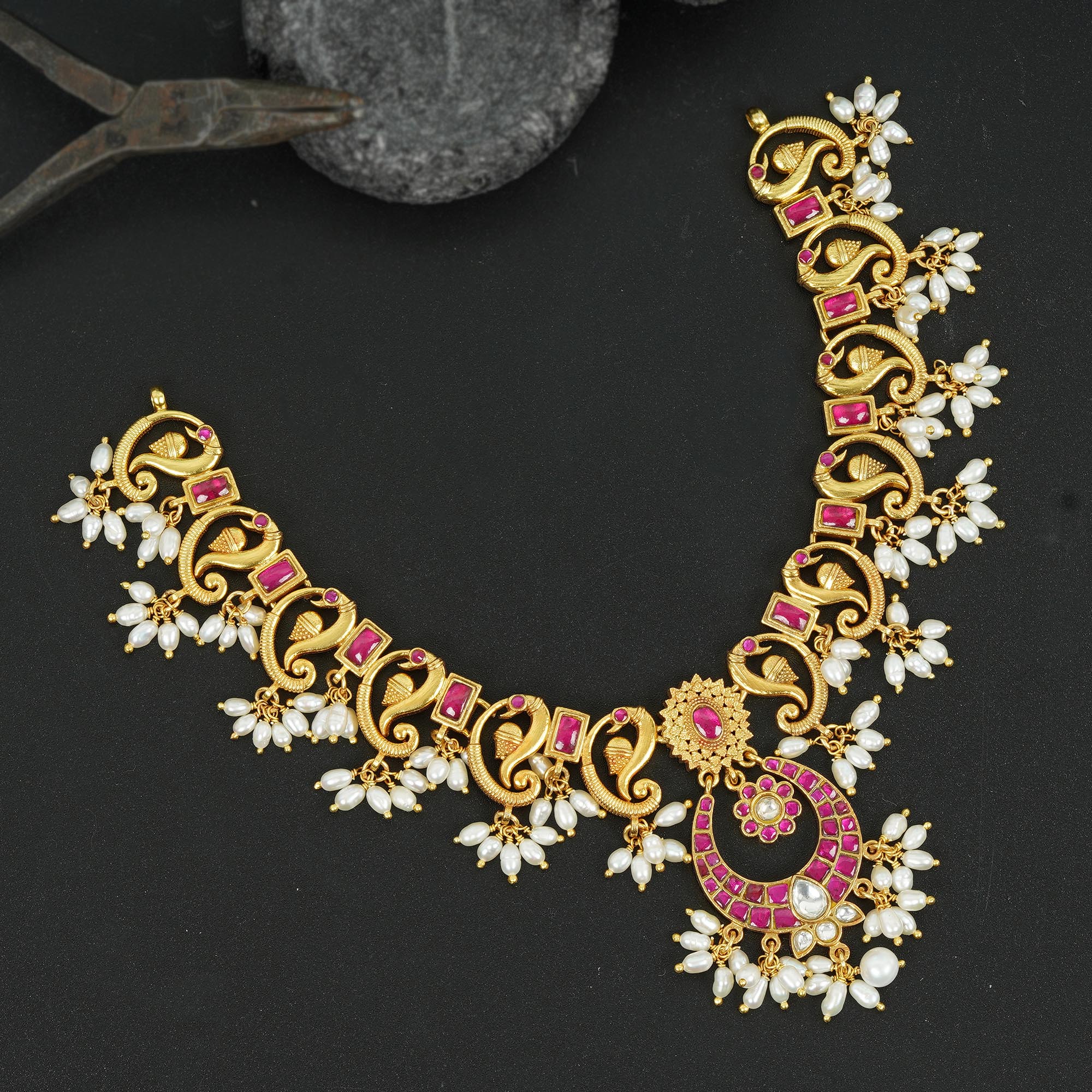 Glav Diva Mango Shaped Necklace