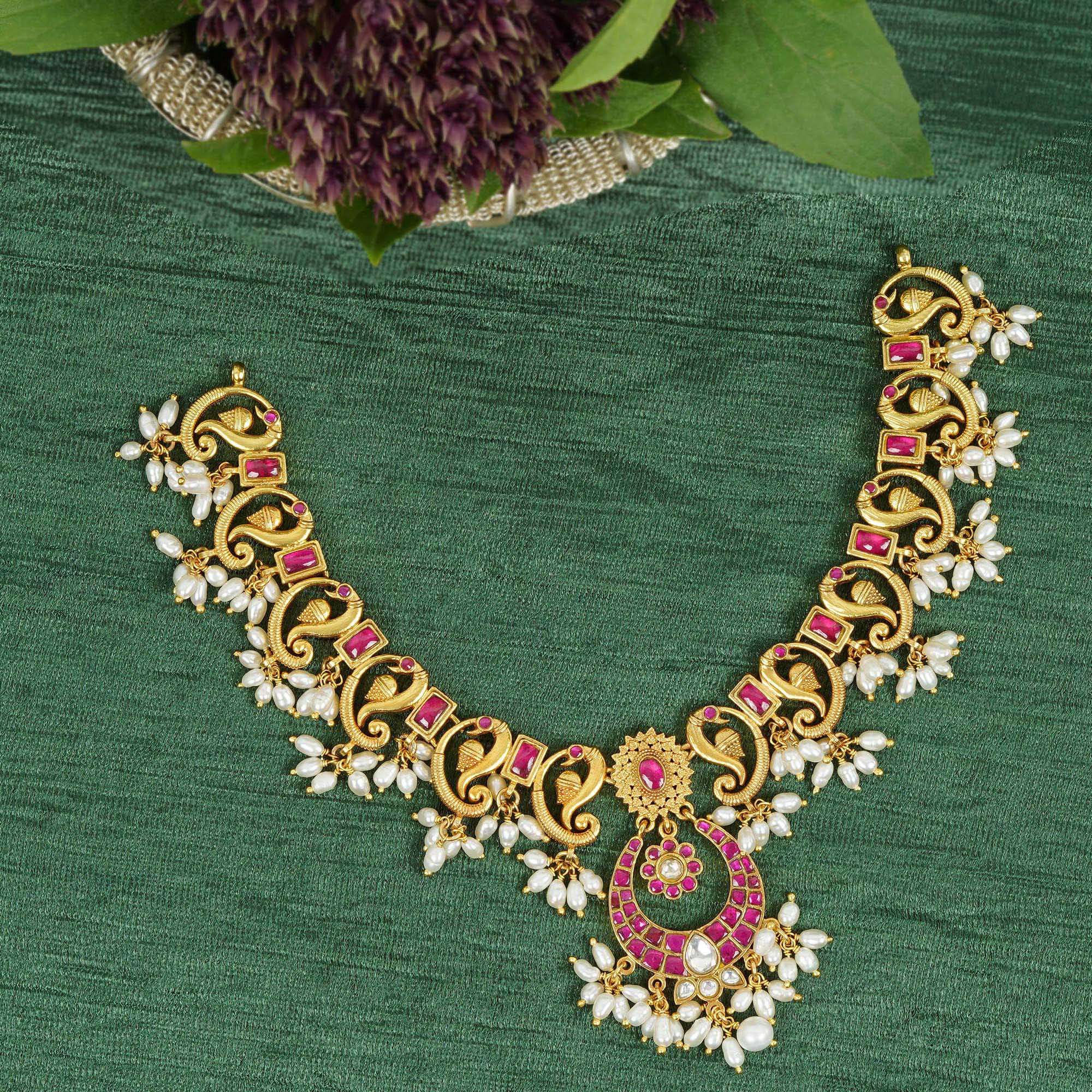 Glav Diva Mango Shaped Necklace