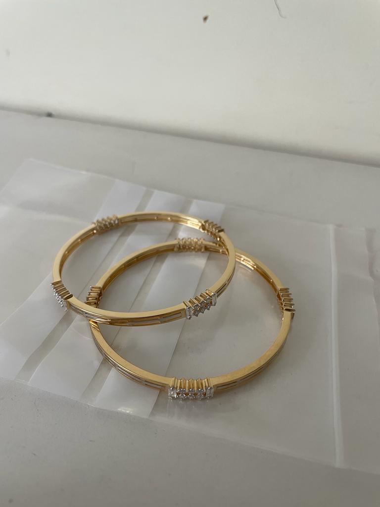 14k gold bangle