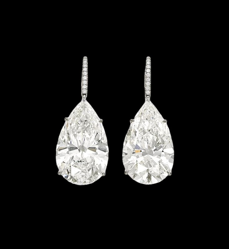 Effortless Luxury: Solitaire Diamond Earrings
