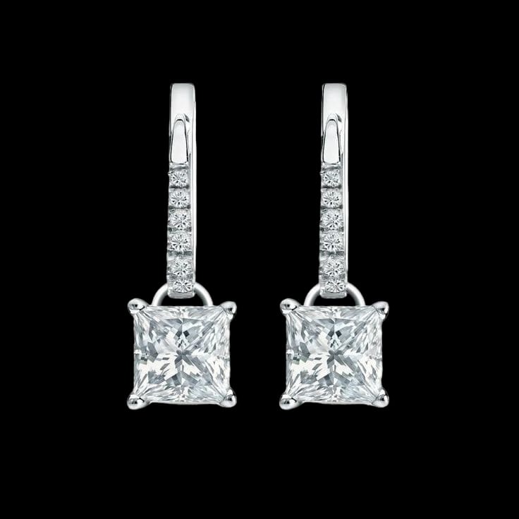 The Pinnacle of Purity: Solitaire Diamonds